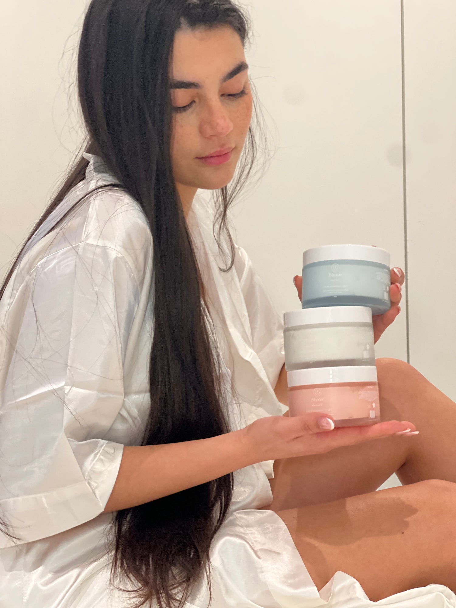 Crèmes corps & gant exfoliant en soie